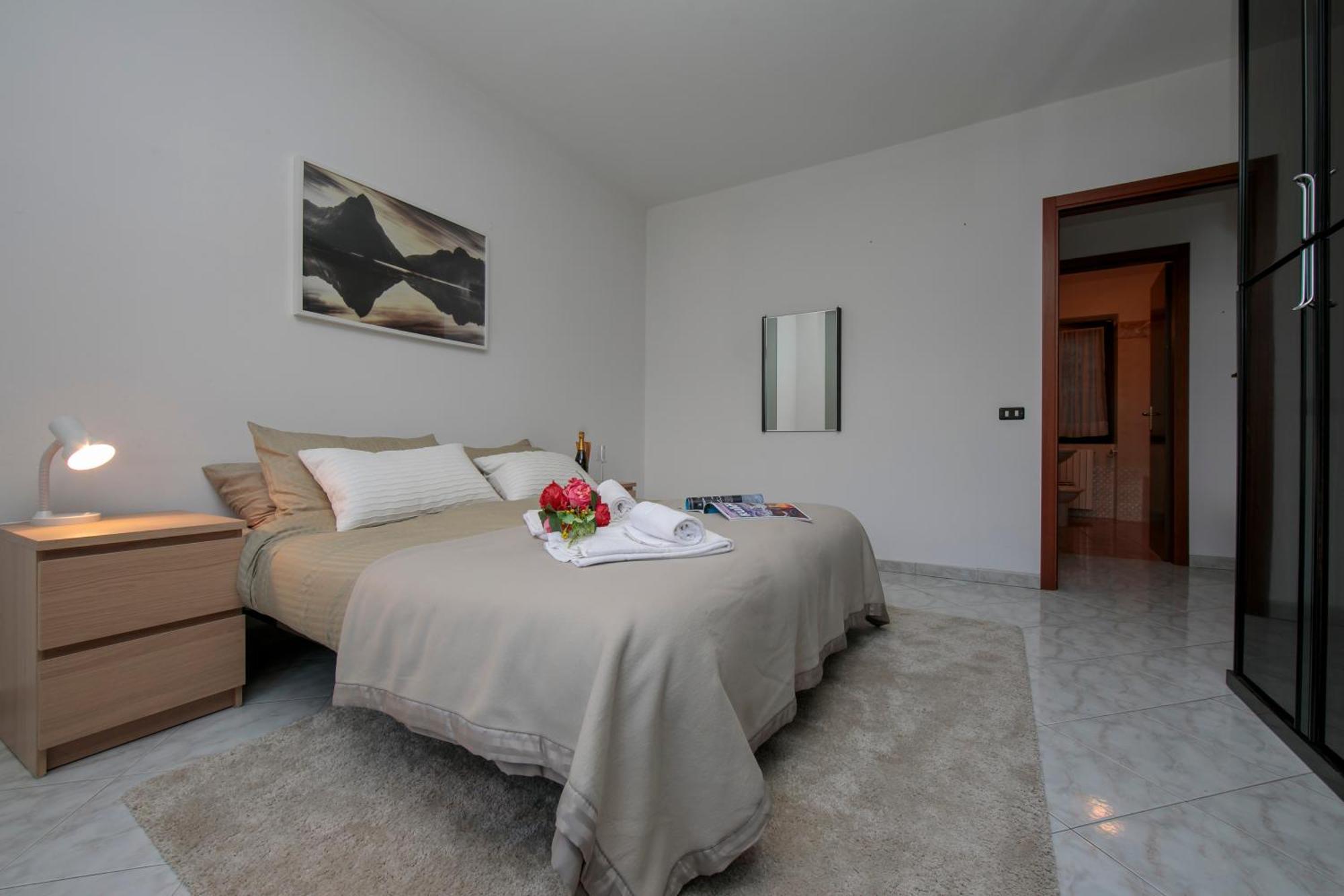Appartamento Sonenga Panoramic Terrace Menaggio Esterno foto