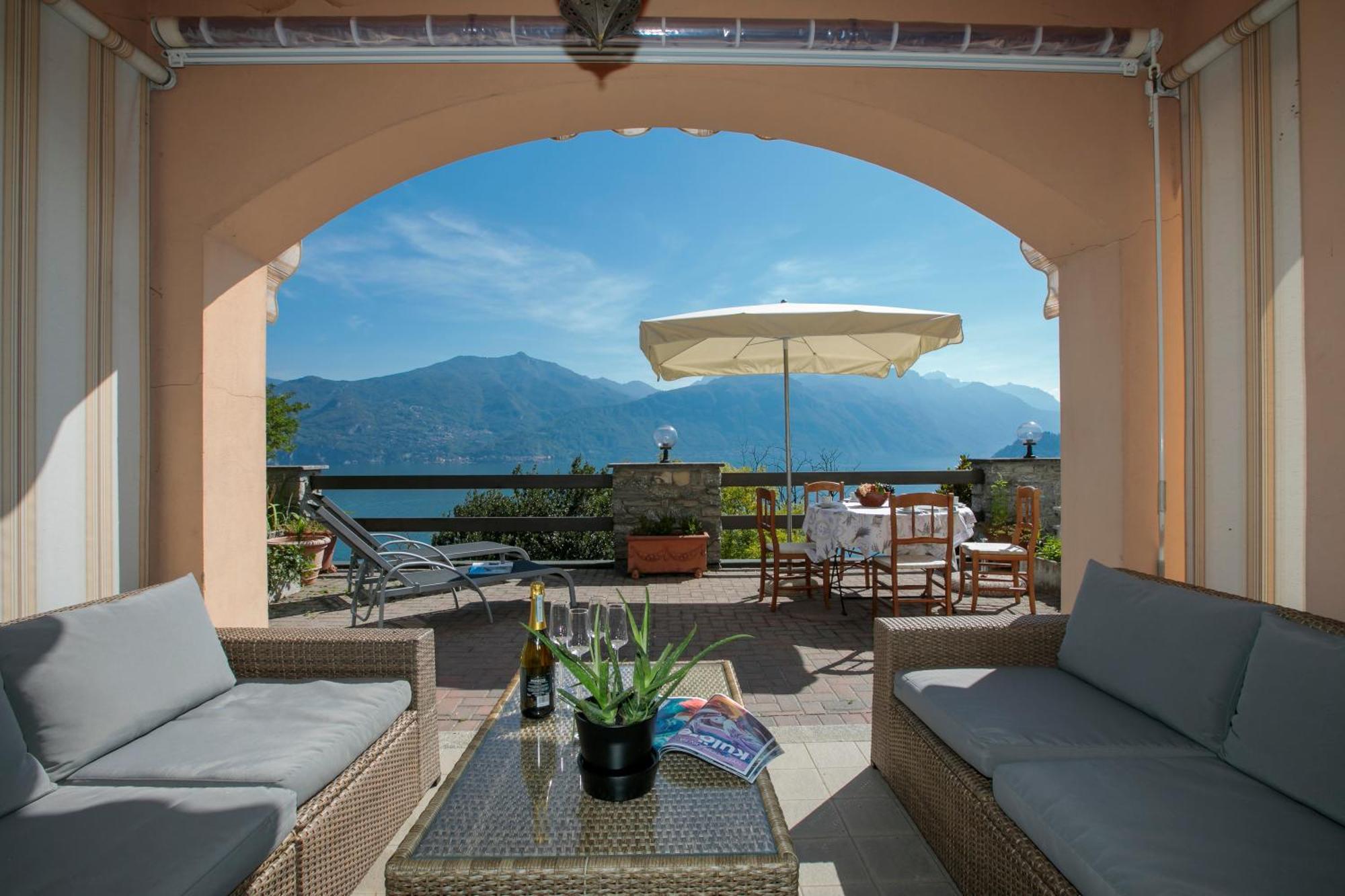 Appartamento Sonenga Panoramic Terrace Menaggio Esterno foto